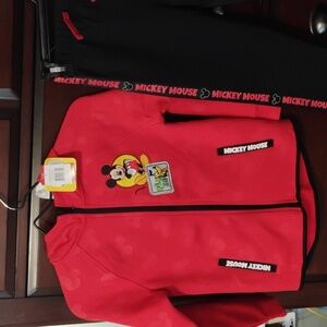 Disney Junior Mickey boys athletic outfit size  7/8
